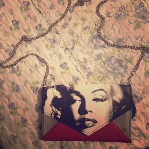Marylin Monroe small clutch